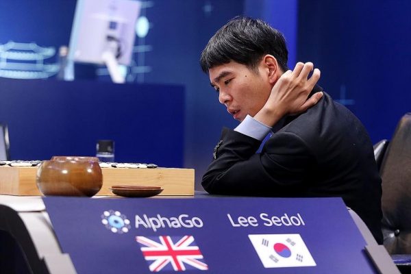 《AlphaGo 世紀對決》：比劇情片還要高潮迭起的紀錄片